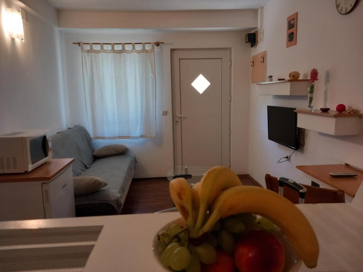 Apartman Oli Zara Esterno foto